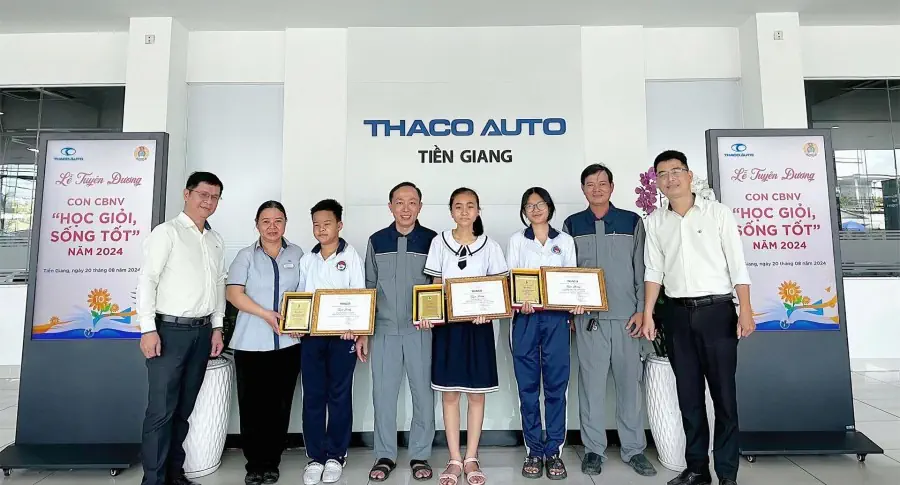 THACO AUTO Tiền Giang tổ chức tuyên dương con CBNV “Học giỏi, sống tốt” năm 2024