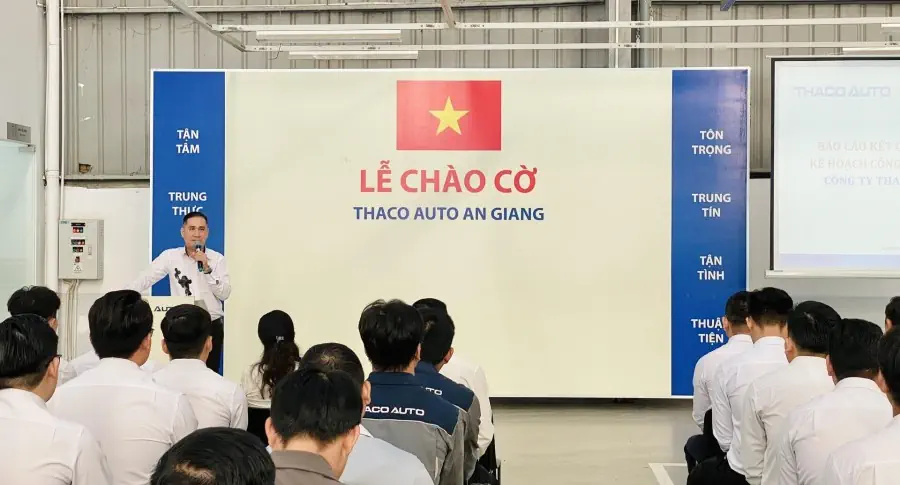 Lễ Chào cờ tháng 01/2025: THACO AUTO An Giang triển khai các hoạt động phục vụ khách hàng trước Tết Nguyên đán