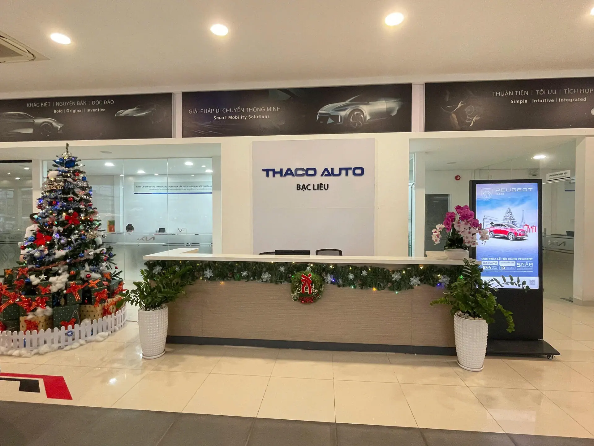 Trao yêu thương, đón Giáng sinh an lành cùng THACO AUTO Bạc Liêu