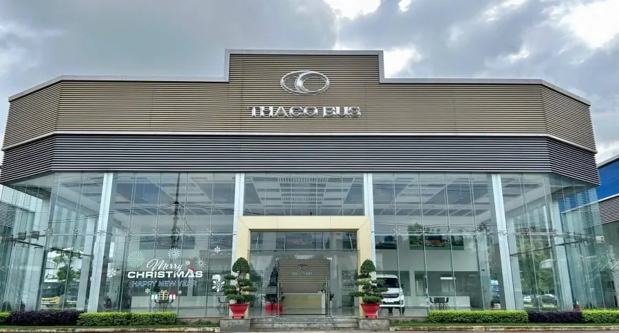 Nhân sự kỹ thuật THACO AUTO Bình Định tham gia chương trình huấn luyện chẩn đoán điện động cơ xe Peugeot