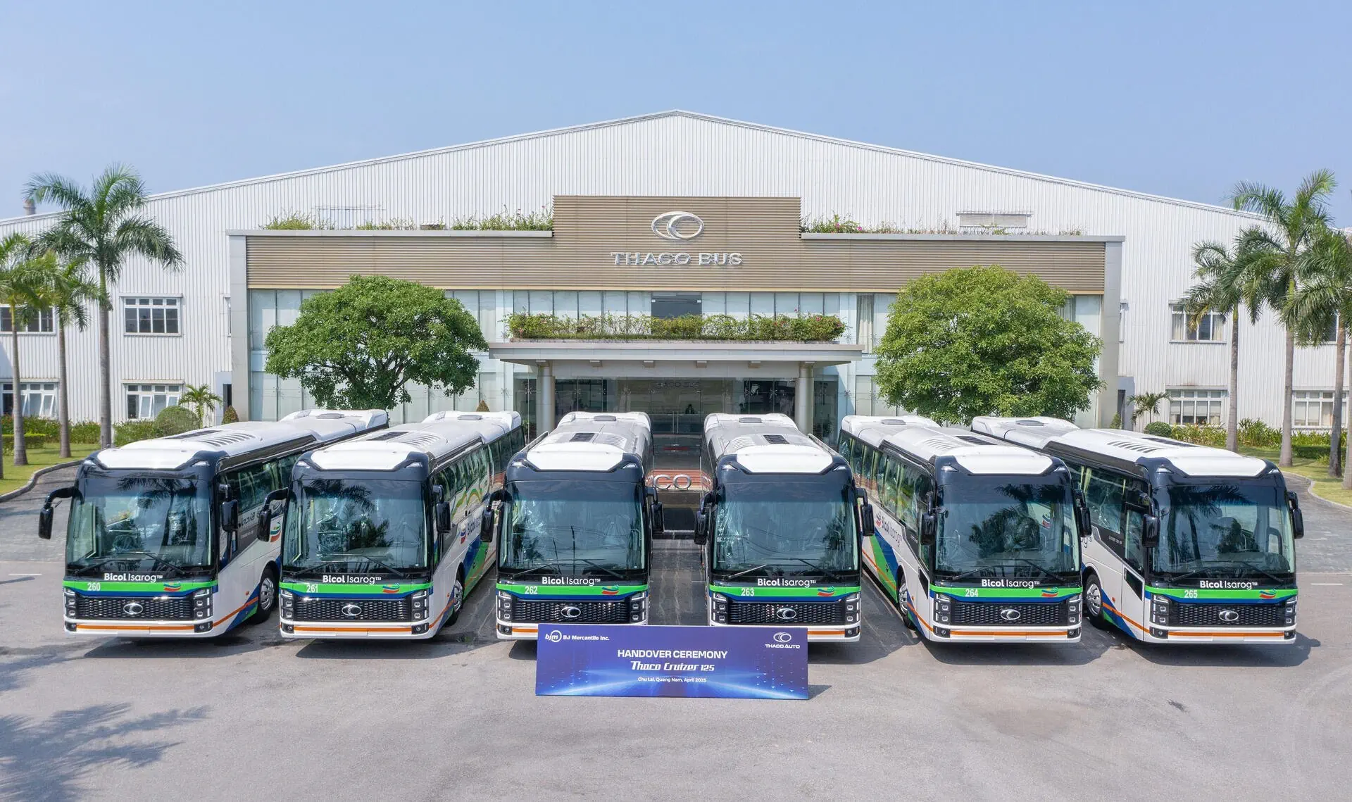 THACO AUTO hợp tác với Tập đoàn BJ Mercantile phân phối xe bus thương hiệu THACO tại Philippines