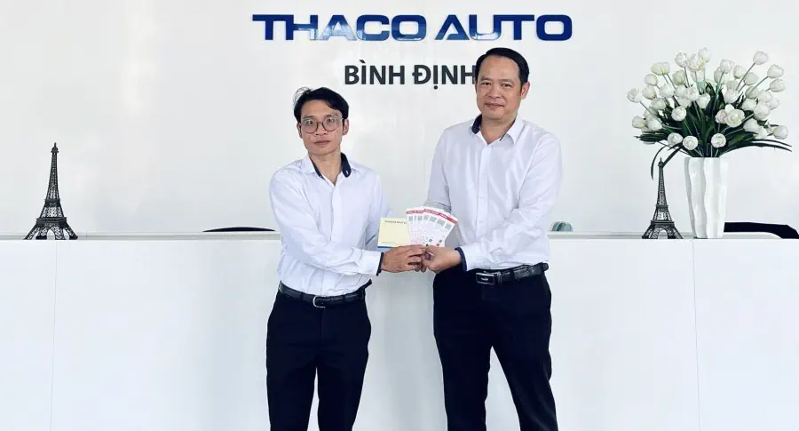 THACO AUTO Bình Định trao thưởng cho TVDV có hoạt động chăm sóc khách hàng tốt nhất Quý I/2024