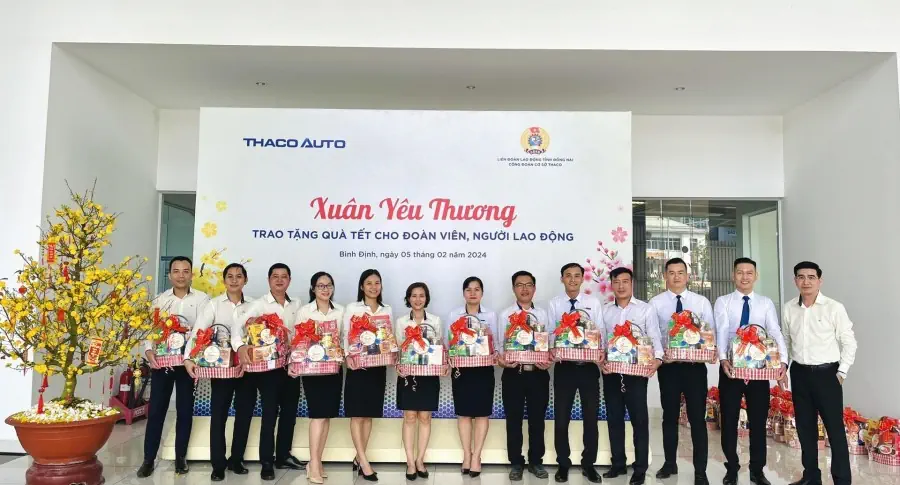 ẤM ÁP CHƯƠNG TRÌNH "XUÂN YÊU THƯƠNG" TẠI THACO AUTO BÌNH ĐỊNH