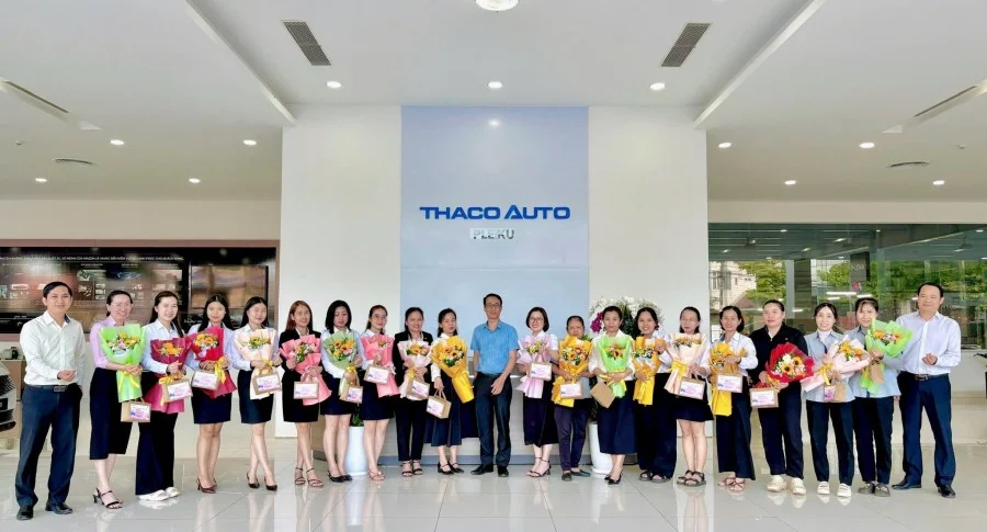 Chúc mừng ngày quốc tế Phụ nữ 8/3