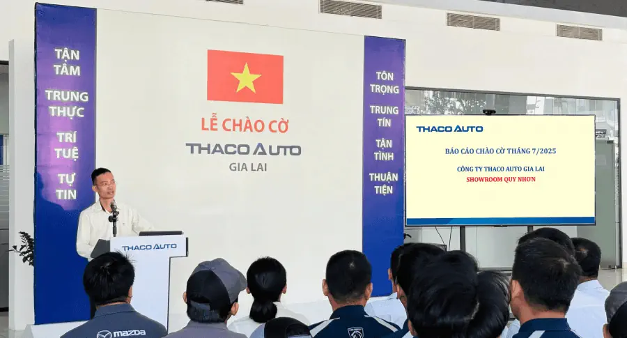 Lễ chào cờ tháng 7: THACO AUTO Bình Định sẵn sàng chuyển mình