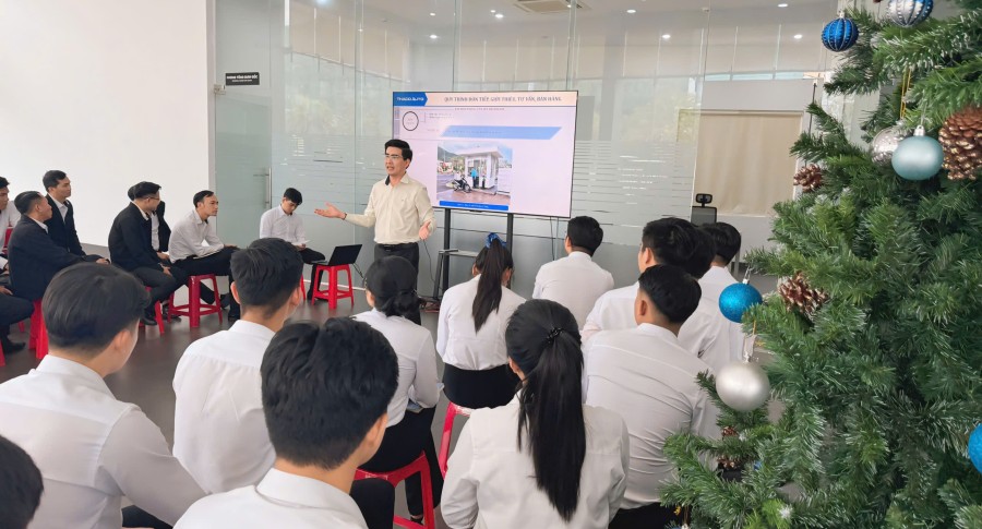 THACO AUTO Bình Định tổ chức Đào tạo nâng cao kiến thức cho Nhân sự bán hàng