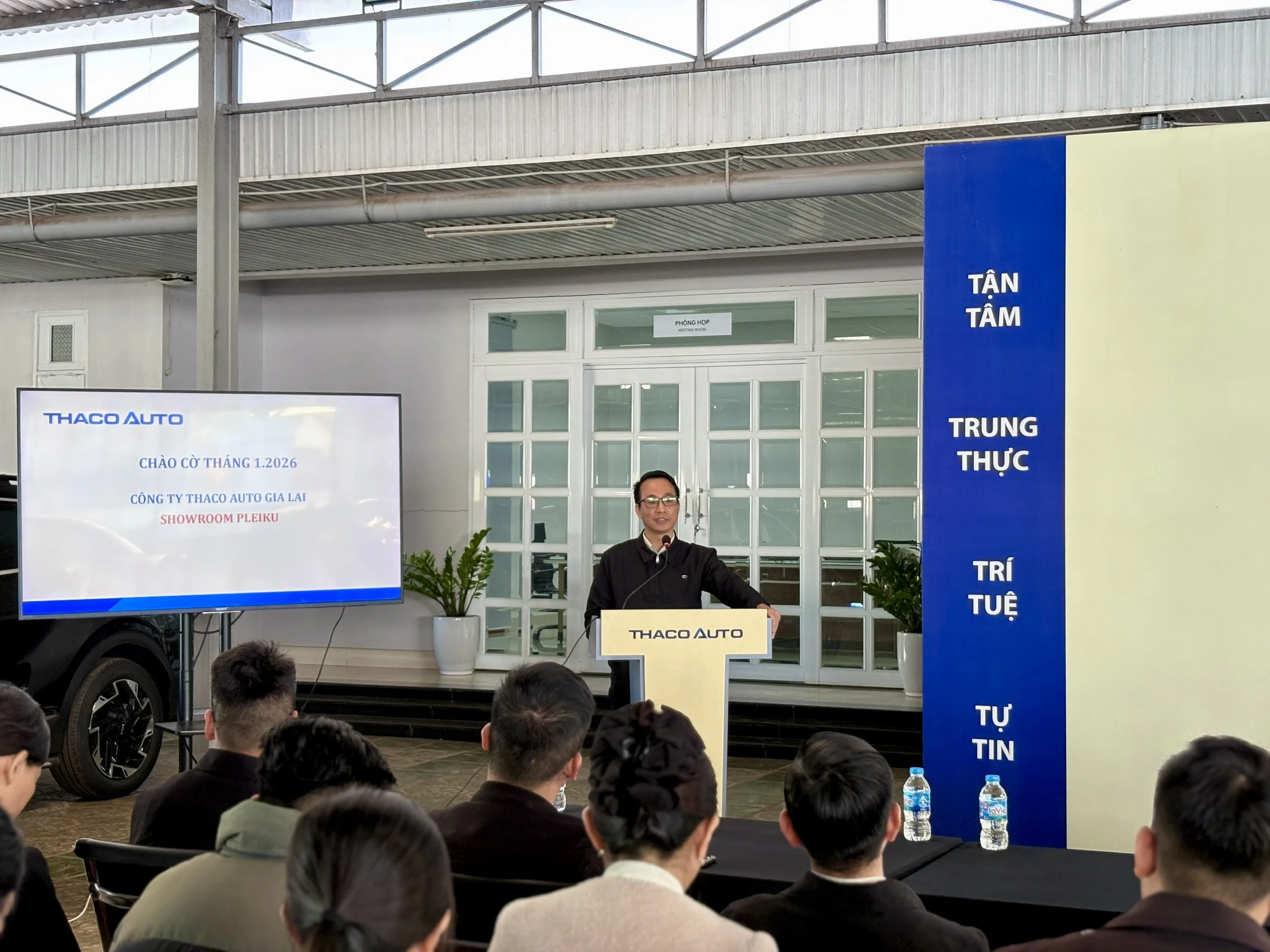 Tin tức
