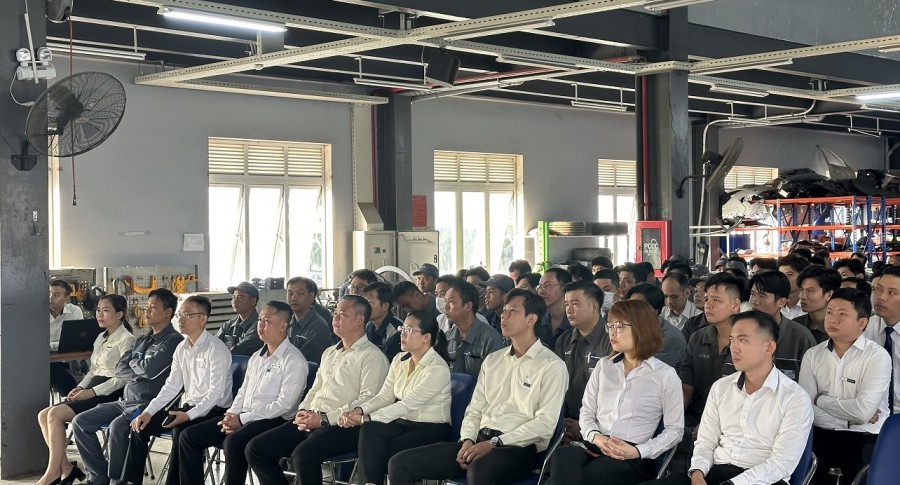 Chào cờ tháng 3/2024: THACO AUTO Bình Tân chú trọng bám sát kế hoạch thực hiện chỉ tiêu - Nâng cao hoạt động Chăm sóc khách hàng