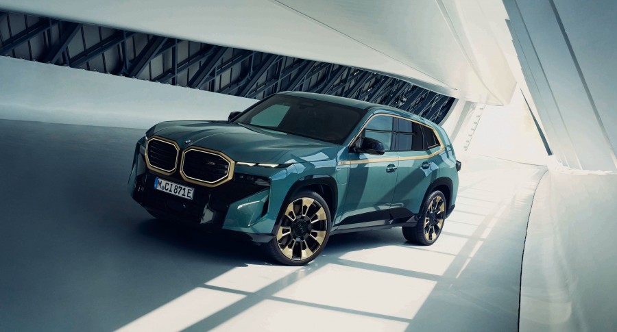 The new BMW X5 and BMW XM are officially launched in Vietnam - the perfect combination of versatility and outstanding performance