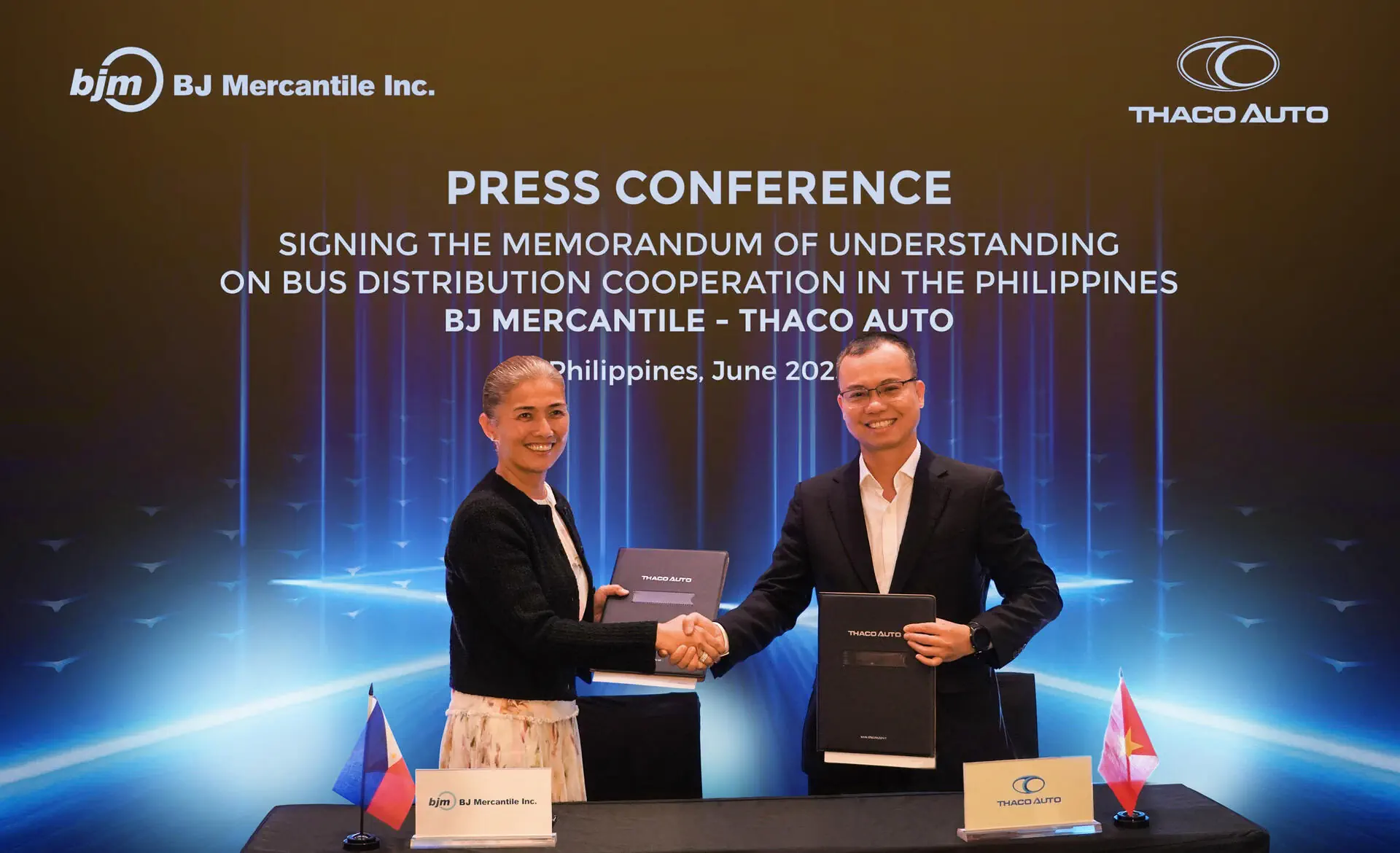 THACO AUTO hợp tác với Tập đoàn BJ Mercantile phân phối xe bus thương hiệu THACO tại Philippines