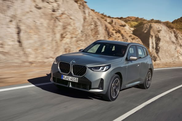 BMW X3 thế hệ thứ 4 chính thức ra mắt tại Việt Nam