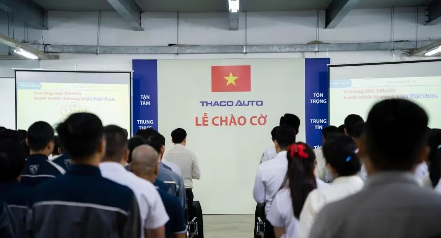 THACO AUTO HUẾ - LỄ CHÀO CỜ THÁNG 8/2025