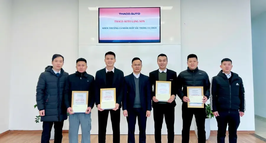 THACO AUTO LẠNG SƠN - KHEN THƯỞNG CÁ NHÂN XUẤT SẮC THÁNG 11.2024