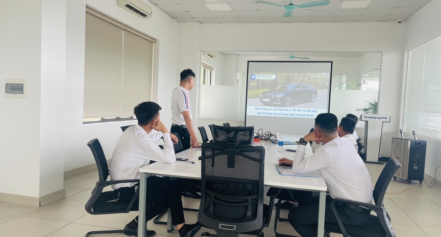 THACO AUTO LÀO CAI ĐÀO TẠO NÂNG CAO KIẾN THỨC, KỸ NĂNG  MARKETING