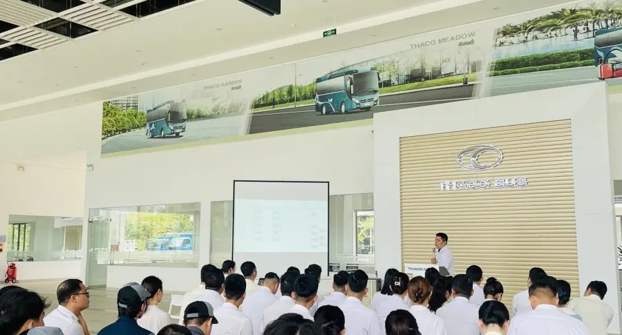 CHƯƠNG TRÌNH LỄ CHÀO CỜ THÁNG 5 TẠI THACO AUTO LÀO CAI