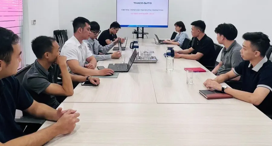 THACO AUTO NGUYỄN VĂN CỪ ĐÀO TẠO NÂNG CAO KIẾN THỨC, KỸ NĂNG  MARKETING