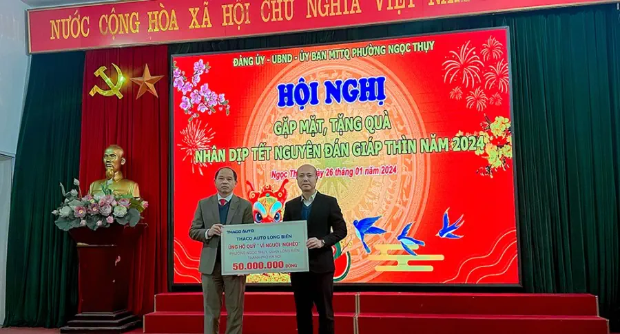 THACO AUTO Long Biên - Hà Nội tài trợ "Quỹ vì người nghèo" năm 2024 tại phường Ngọc Thuỵ, quận Long Biên