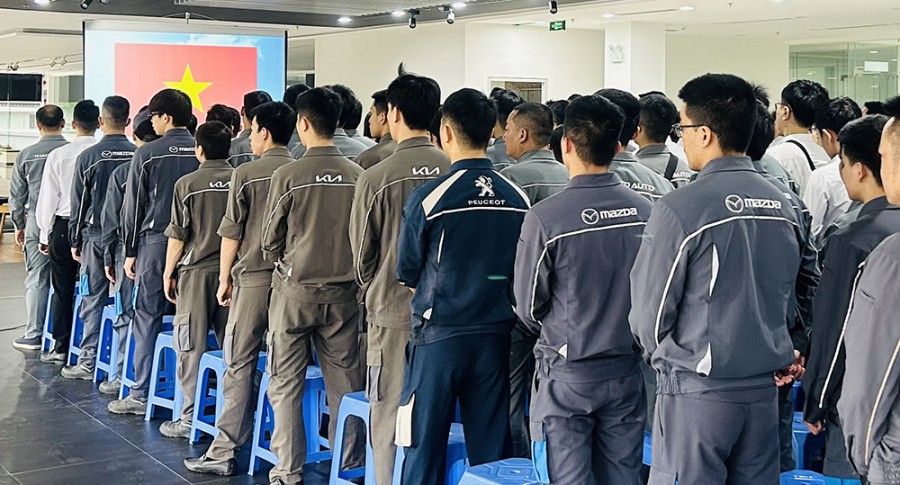 Chương trình chào cờ tháng 5/2024 tại THACO AUTO Long Biên - Hà Nội