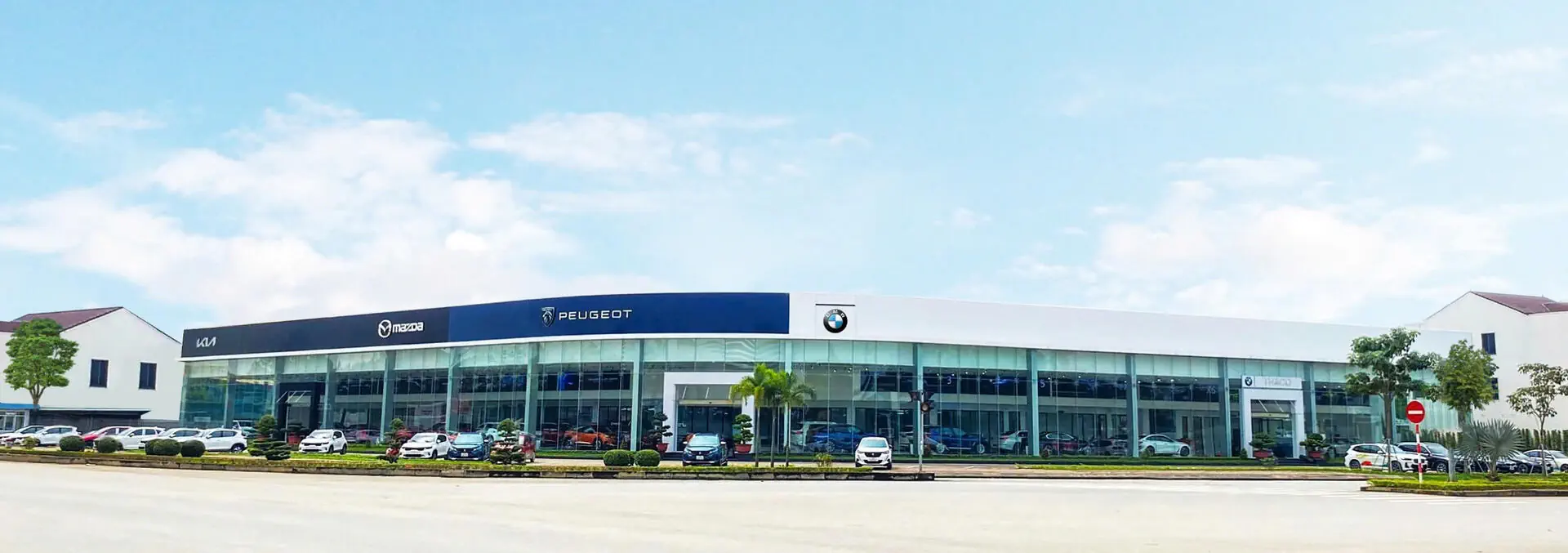 THACO AUTO NGHỆ AN - CÔNG TY TỈNH THÀNH SỞ HỮU TỔ HỢP SHOWROOM KINH DOANH ĐA THƯƠNG HIỆU