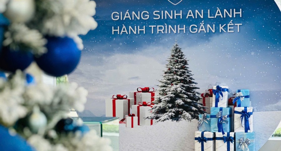 Trao yêu thương, đón Giáng sinh an lành cùng THACO AUTO Peugeot - TP.HCM