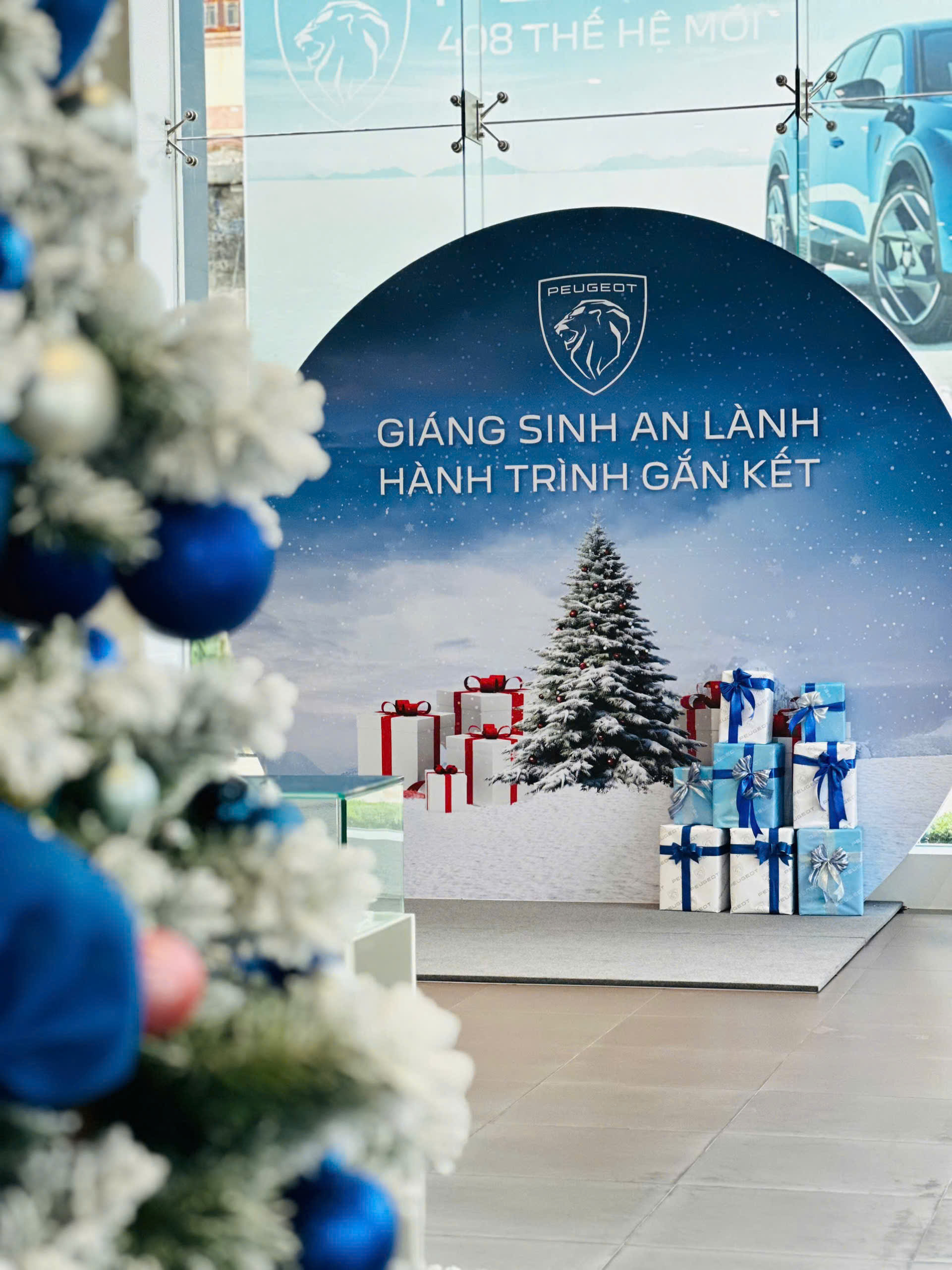 Trao yêu thương, đón Giáng sinh an lành cùng THACO AUTO Peugeot - TP.HCM