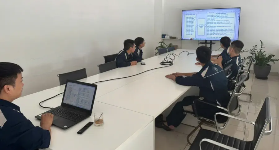 THACO AUTO PHÚ THỌ TỔ CHỨC ĐÀO TẠO CHO KỸ THUẬT VIÊN VỀ SƠ ĐỒ MẠCH ĐIỆN, HỘP ĐIỀU KHIỂN