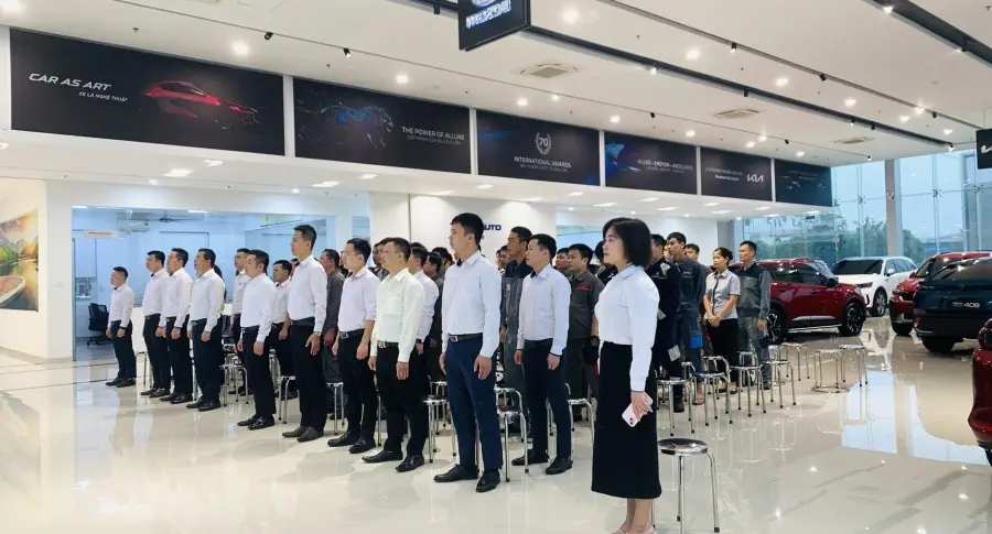 CHÀO CỜ THÁNG 9/2024: THACO AUTO PHÚ THỌ CHÚ TRỌNG TRIỂN KHAI CÔNG TÁC BÁN HÀNG & DỊCH VỤ