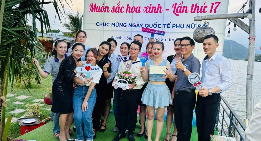 MUÔN SẮC HOA XINH – HOẠT ĐỘNG TRI ÂN Ý NGHĨA TẠI THACO AUTO KHÁNH HOÀ
