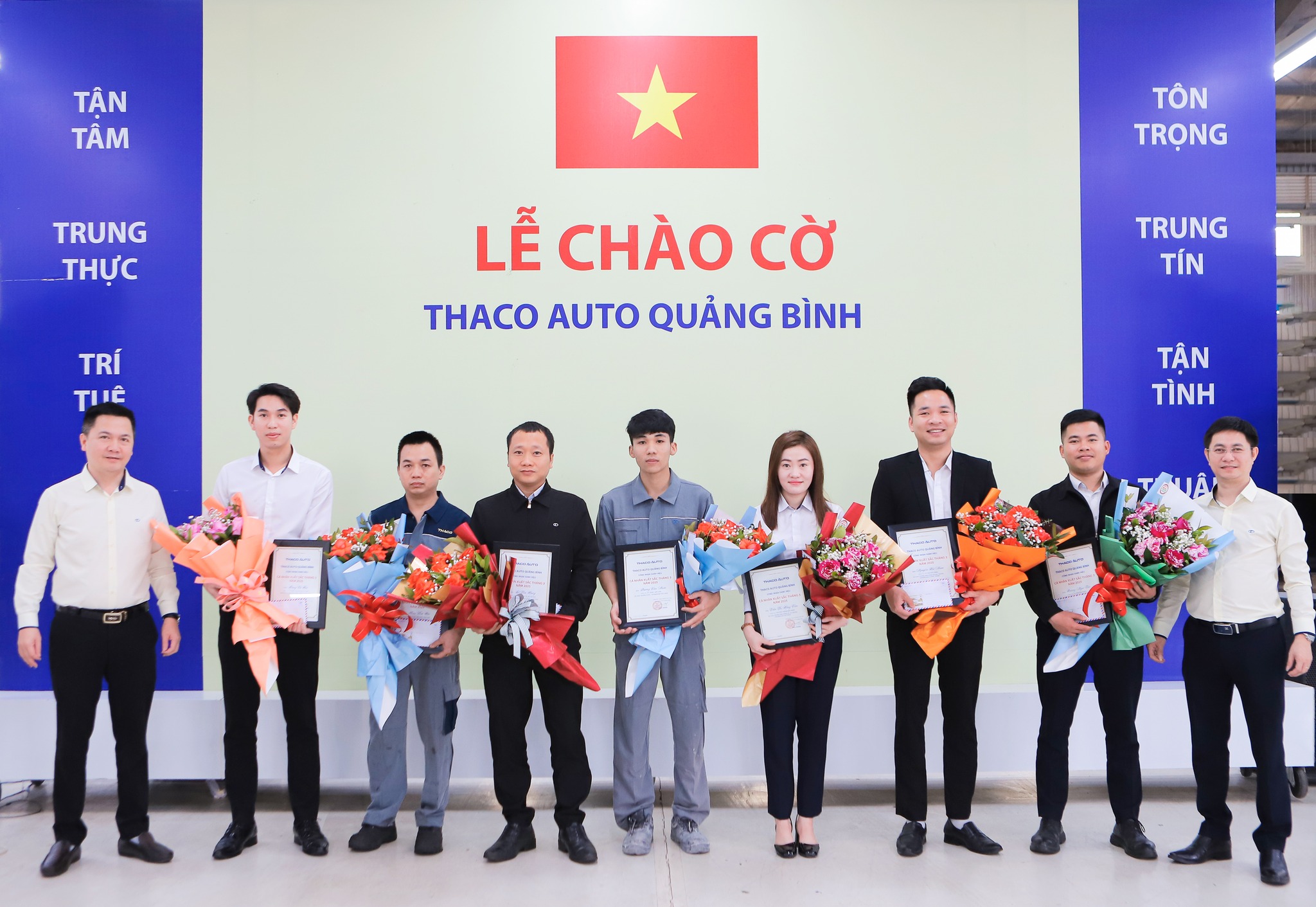Tin tức
