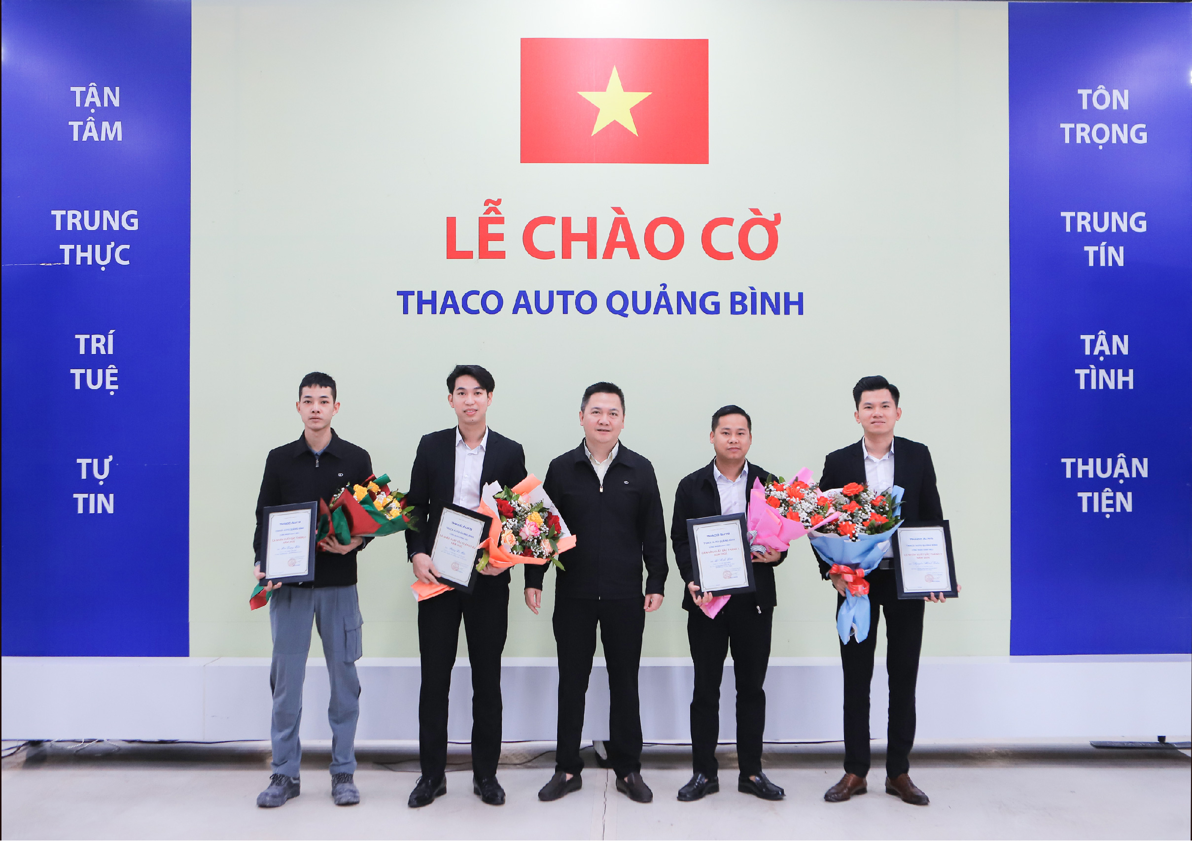 Tin tức
