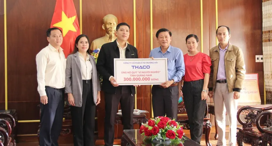 THACO ỦNG HỘ 300 TRIỆU ĐỒNG CHĂM LO TẾT VÌ NGƯỜI NGHÈO TỈNH QUẢNG NAM NĂM 2021