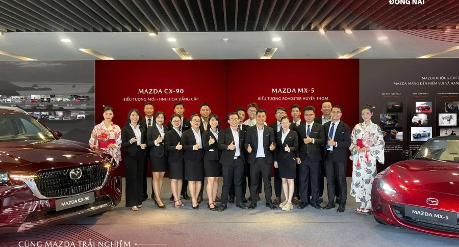 KHÔNG GIAN TRẢI NGHIỆM ĐẬM CHẤT XỨ SỞ ANH ĐÀO TẠI SHOWROOM MAZDA BIÊN HÒA