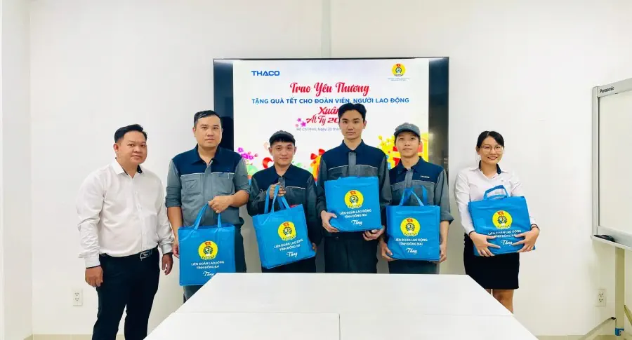 THACO AUTO Tải Bus - TP.HCM “trao yêu thương” đến CBNV nhân dịp Xuân Ất Tỵ 2025