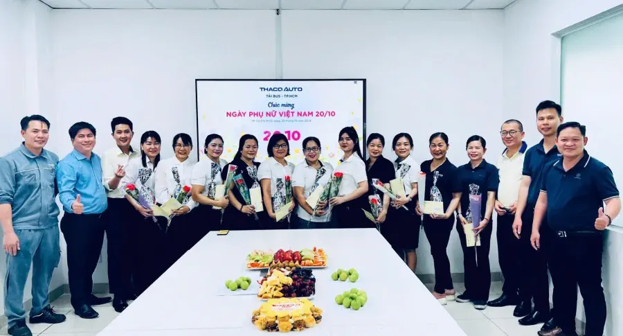 Nữ CBNV THACO AUTO Tải Bus - TP.HCM rạng rỡ trong Ngày Phụ nữ Việt Nam 20/10