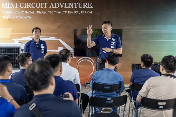 TRẢI NGHIỆM LÁI THỬ BMW VÀ MINI VỚI THỬ THÁCH ĐỊA HÌNH ĐẦY PHẤN KHÍCH