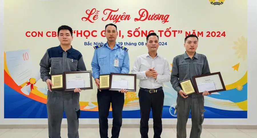 THACO AUTO BẮC NINH TỔ CHỨC TUYÊN DƯƠNG CON CBNV "HỌC GIỎI, SỐNG TỐT" NĂM 2024
