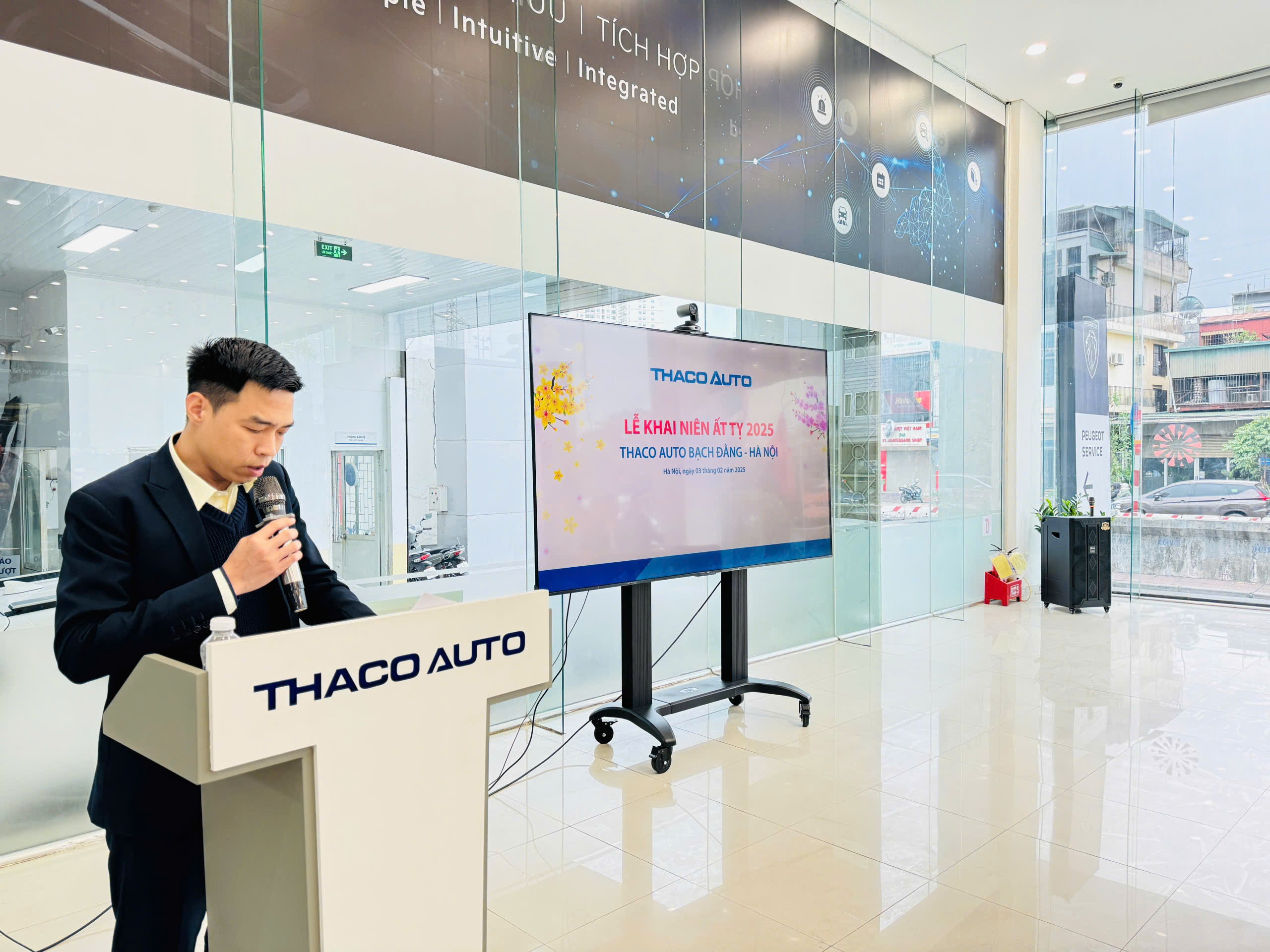 Tin tức