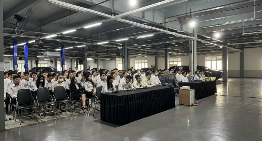LỄ CHÀO CỜ ĐẦU NĂM MỚI 2024 TẠI THACO AUTO BÌNH TRIỆU