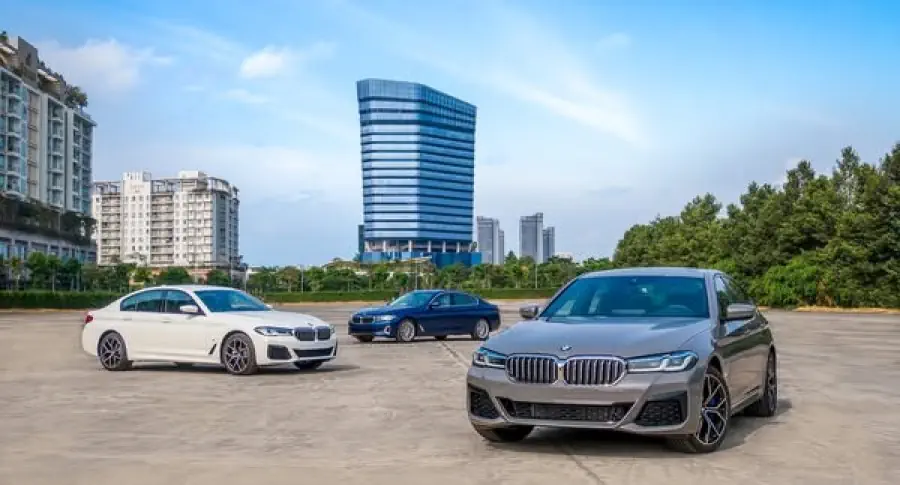 Khởi động mùa Giáng sinh với ưu đãi lên đến hơn 300 triệu đồng từ BMW