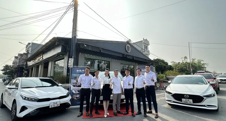 CAFE CUỐI TUẦN TRƯNG BÀY KIA NEW CARNIVAL VÀ TRẢI NGHIỆM LÁI THỬ TẠI NAM SÁCH HẢI DƯƠNG