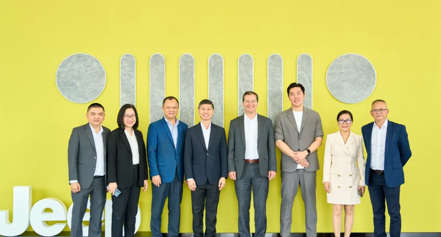 Lãnh đạo Stellantis thăm và làm việc với THACO AUTO, thúc đẩy chiến lược phát triển chiến lược đa thương hiệu của Stellantis tại Việt Nam.