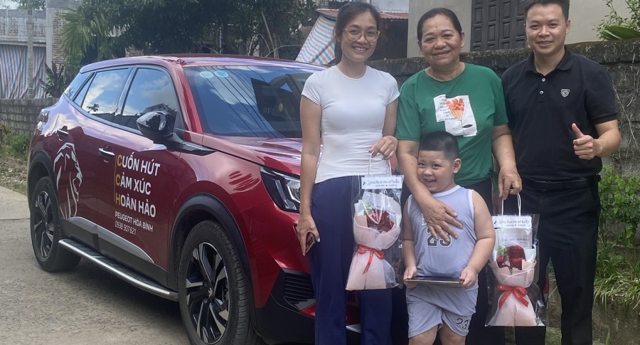 SỰ KIỆN “CAFE CUỐI TUẦN - TRẢI NGHIỆM LÁI THỬ CÙNG THACO AUTO HOÀ BÌNH” TẠI HUYỆN KIM BÔI