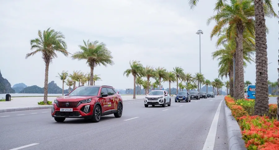 THACO AUTO kết nối khách hàng trên cả nước với chuỗi hành trình khám phá các địa danh Việt Nam