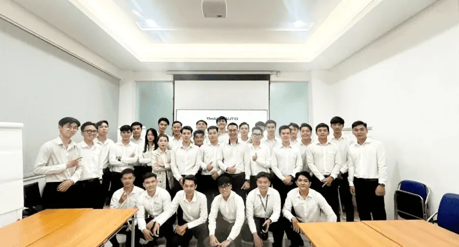 Nhân sự TVBH mới của THACO AUTO Phú Nhuận: Phấn khởi tham gia khóa huấn luyện đầu tiên