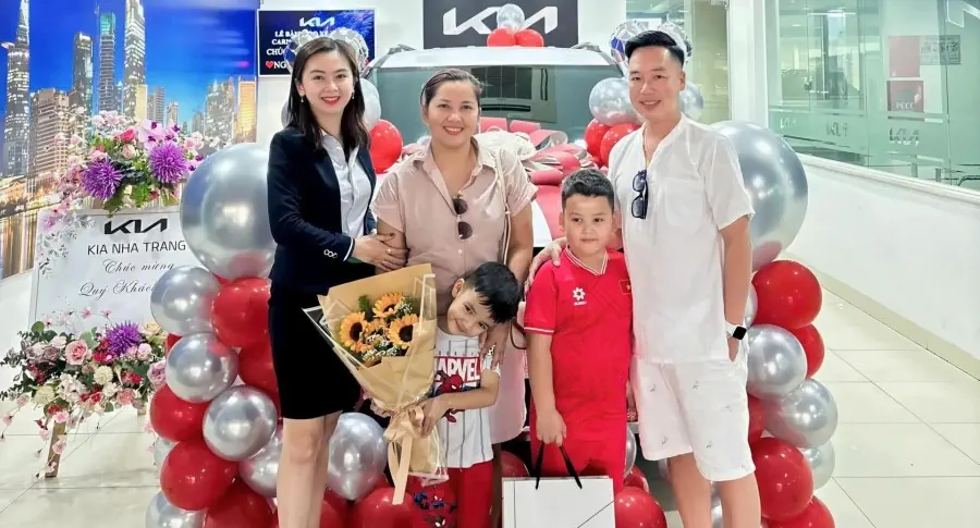 THACO AUTO Khánh Hoà bàn giao xe Kia New Carnival đầu tiên tại Khánh Hoà