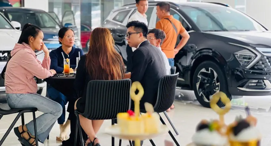 THACO AUTO Khánh Hoà liên tục bàn giao xe mới sau ưu đãi giảm 50% lệ phí trước bạ