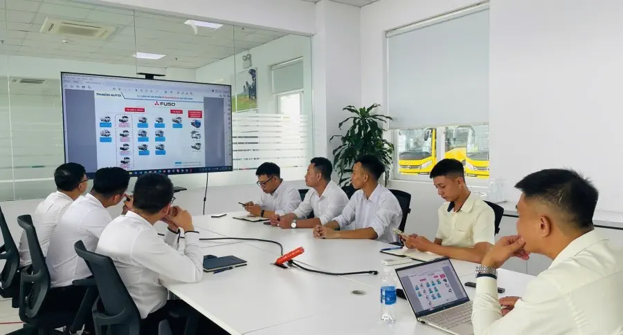 THACO AUTO THÁI BÌNH TỔ CHỨC ĐÀO TẠO NÂNG CAO KIẾN THỨC SẢN PHẨM CHO ĐỘI NGŨ TƯ VẤN BÁN HÀNG XE TẢI BUS