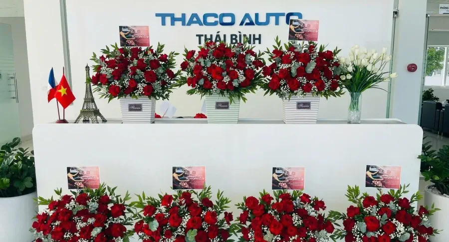THACO AUTO THÁI BÌNH - TRI ÂN KHÁCH HÀNG NỮ NGÀY 20-10