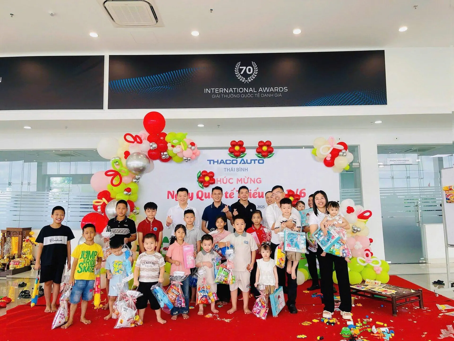 THACO AUTO THÁI BÌNH – TƯNG BỪNG MỪNG NGÀY QUỐC TẾ THIẾU NHI 1/6