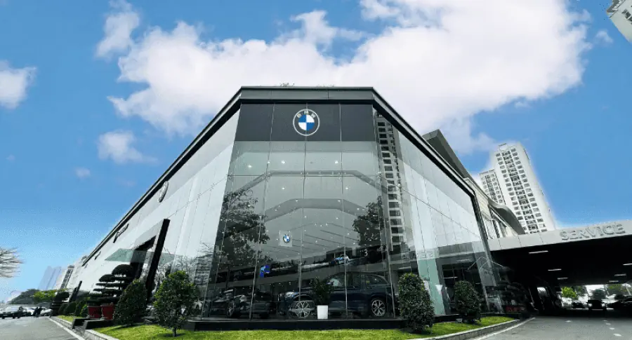 Showroom BMW Phạm Văn Đồng